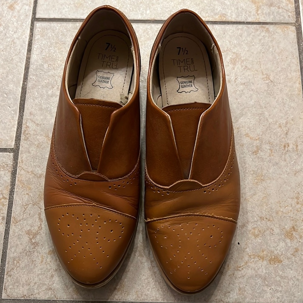EUC Brown Slip On Oxfords